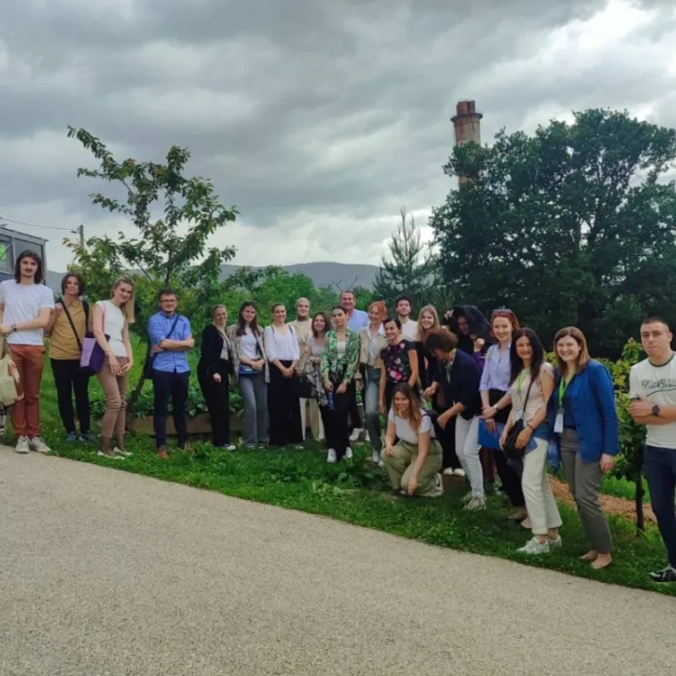 Connecting Science and Business at IUS: DeepGreenInno Symposium and Industry Visit Promote Sustainable Innovations